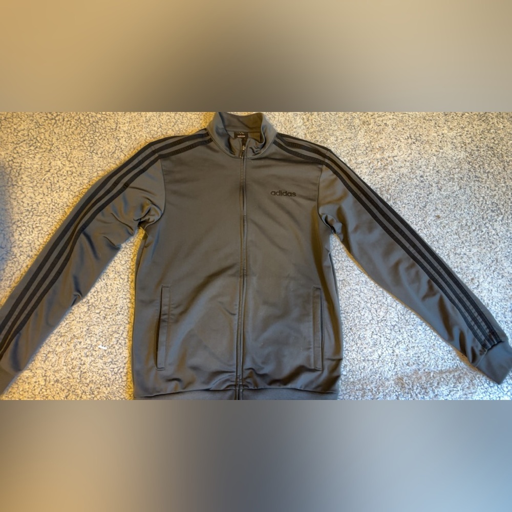 Adidas Small Tracksuit top